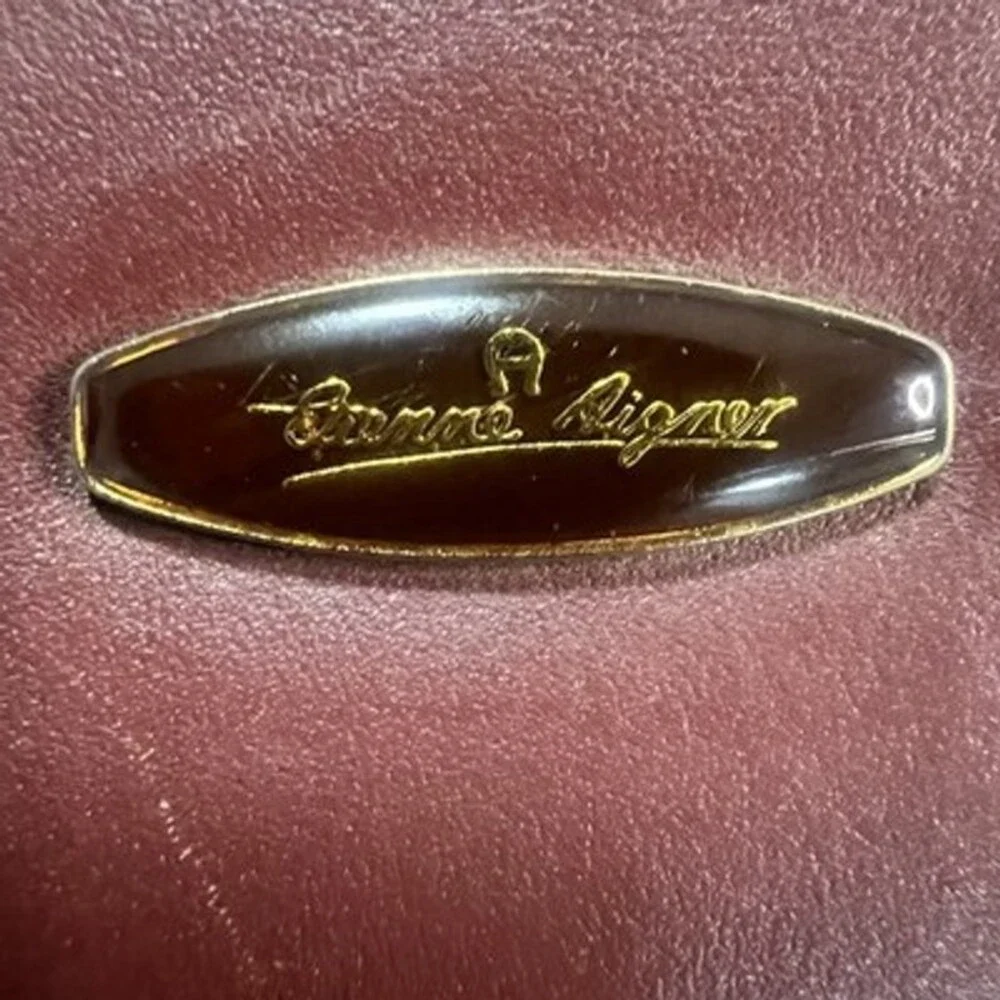 Vintage Etienne Aigner Hand Made Oxblood Leather Shoulder Bag/Clutch Early 70s